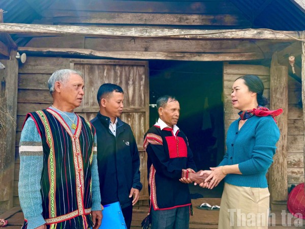 “Lắng nghe, thấu hiểu” để phát huy vai trò người có uy tín ở xã Ea Hiao